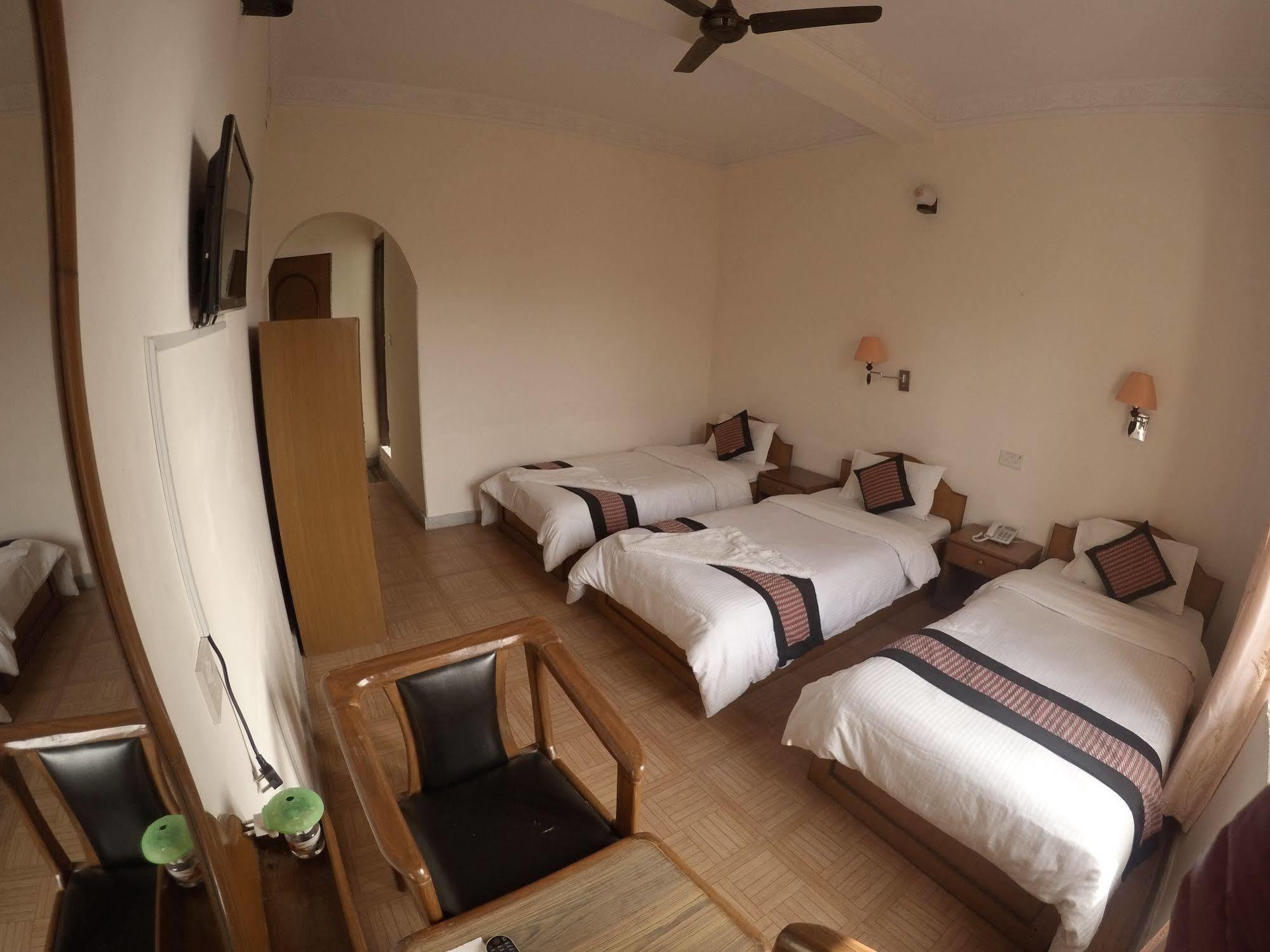 Hotel Dream Pokhara Dış mekan fotoğraf